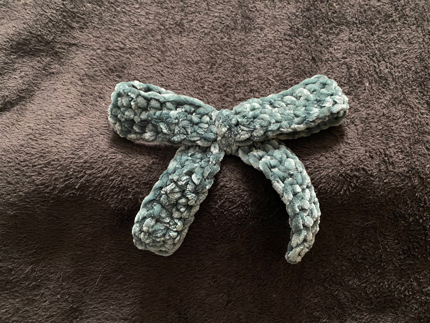 Single color crochet velvet hair bows with clip