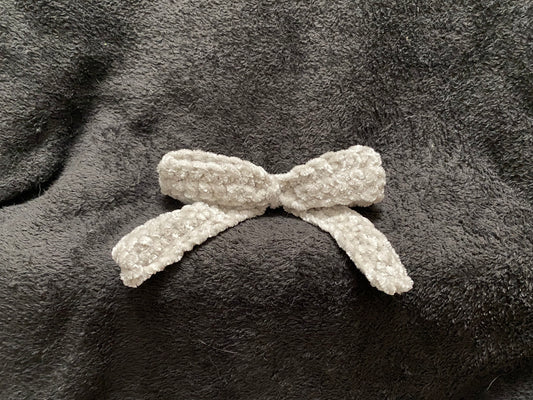 Single color crochet velvet hair bows with clip